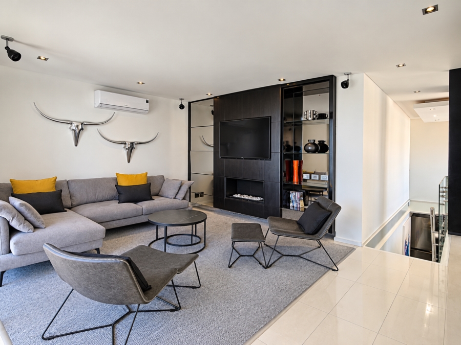 2 Bedroom Property for Sale in Cape Town City Centre Western Cape